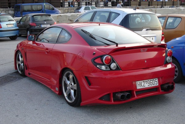 Hyundai Coupe Modified