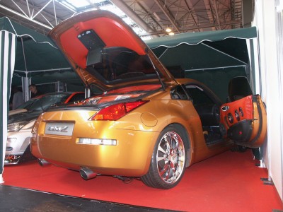 Nissan 350Z Install 400