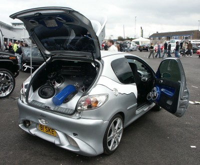 Peugeot 206 ICE Installation: click to zoom picture.