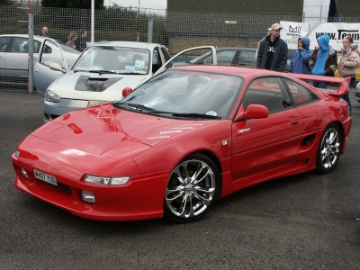 Toyota MR2 Red Modified Chrome Wheels: click to zoom picture.